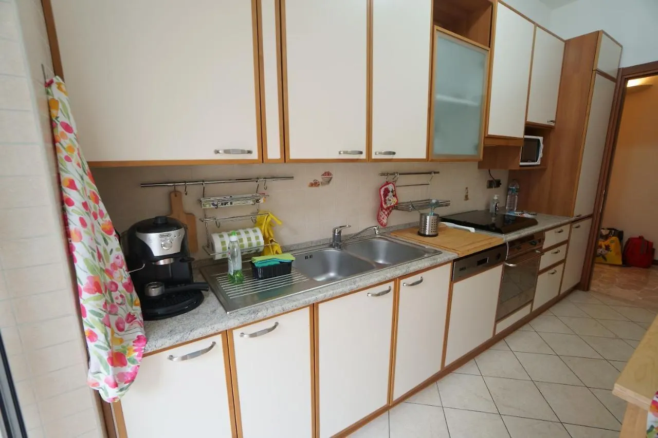 Apartamento Residenza Feltre Milán 0*,